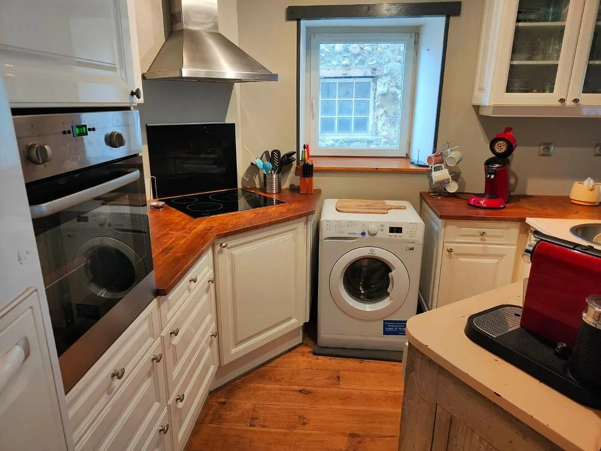 Duplex Meuble Dans Joli Village Circulaire 알리산 프랑스
