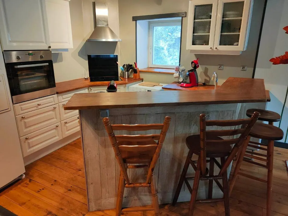 Duplex Meuble Dans Joli Village Circulaire 알리산 0*,  프랑스